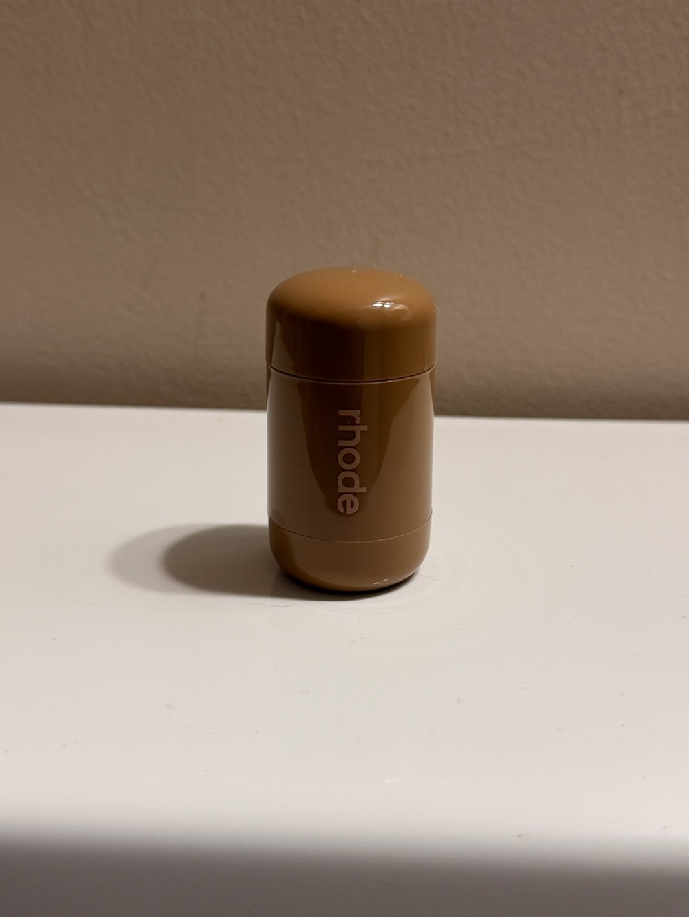 RHODE Pocket Blush in Tan Line